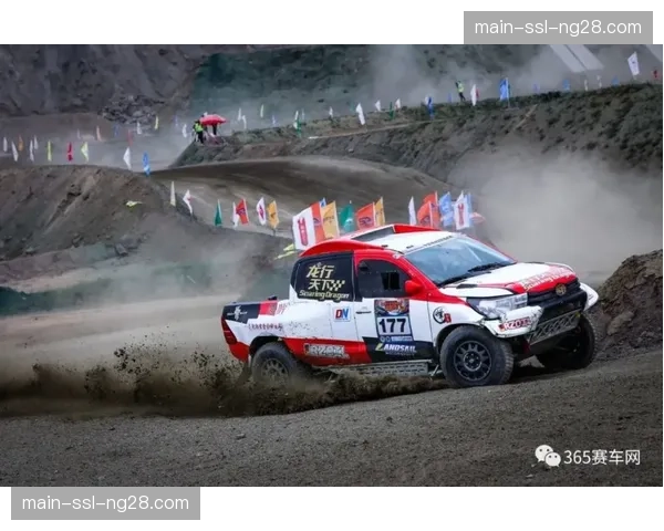 “中超第三轮前瞻：上海海港客战山东泰山，新援对决成焦点”