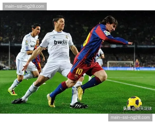 战术板：哈维·阿隆索的勒沃库森体系对西甲中游球队的启发