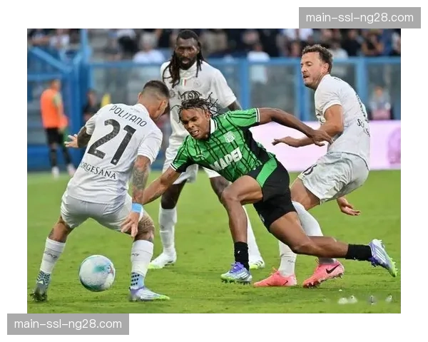 亚特兰大客场3-0完胜萨索洛,升至积分榜第四位 亚特兰大客场3-0完胜萨索洛,升至积分榜第四位